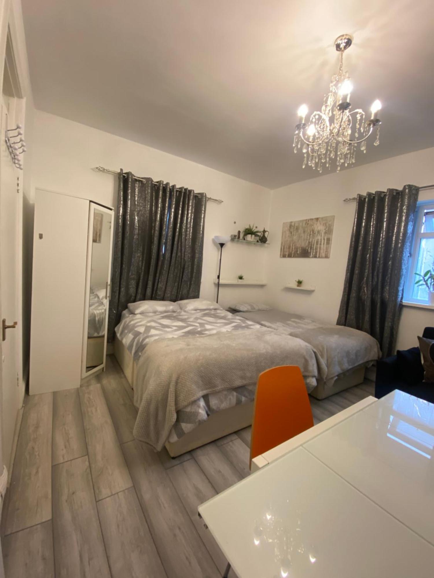 Da Giuseppe London Daire Dış mekan fotoğraf